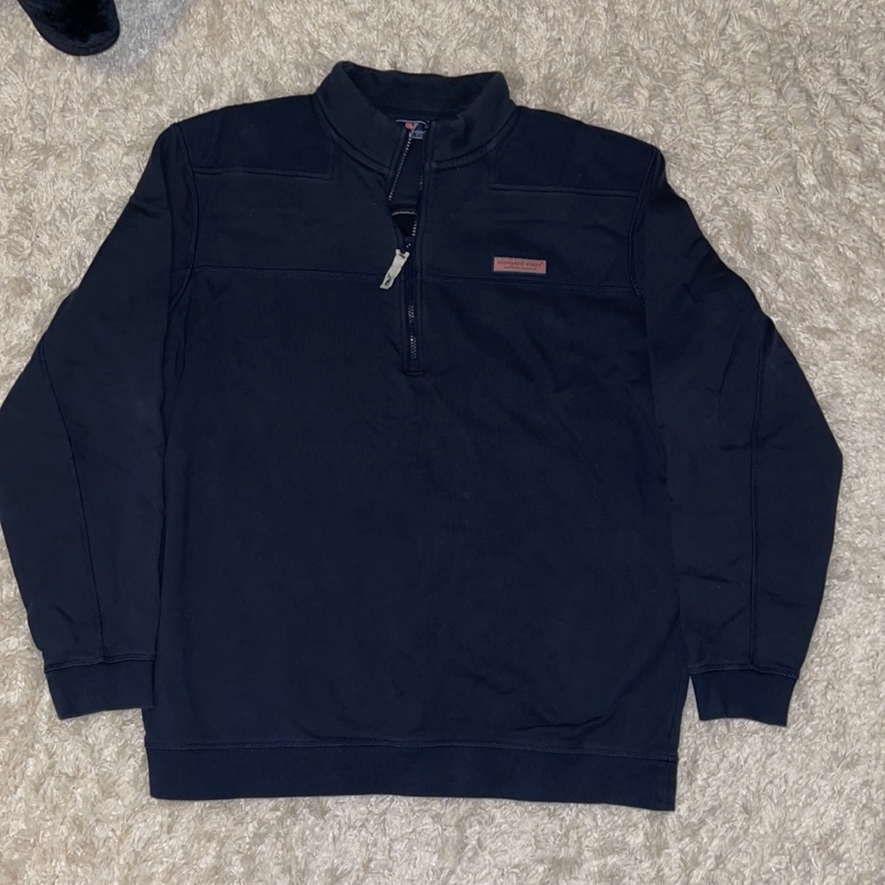 Men’s Vineyard Vines pull over sweater